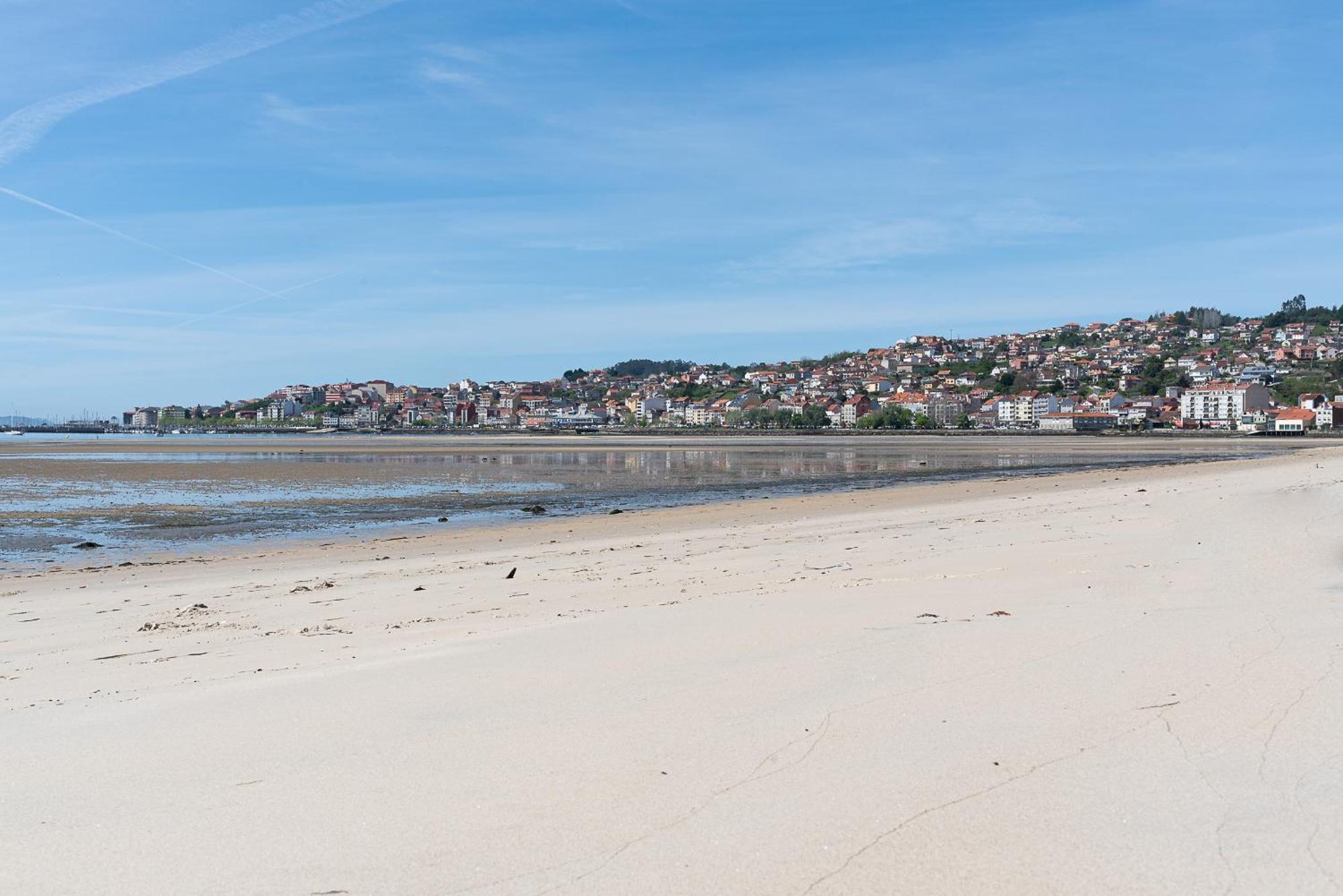 Apartamento Espacioso Cerca De La Playa Con Aire Acondicionado Apartment Moana Luaran gambar